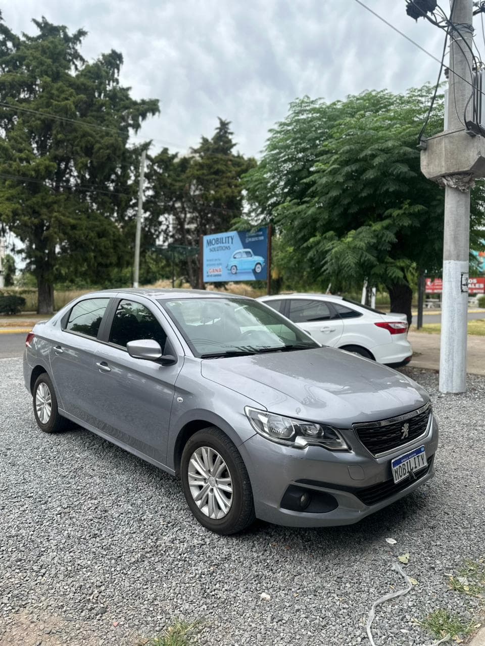 Peugeot 301 Allure 1.6 2018