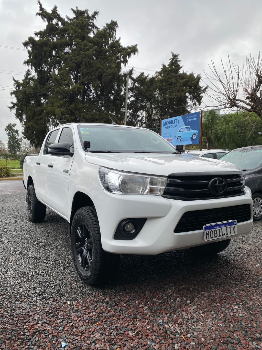 Toyota Hilux DX 4X4 2021